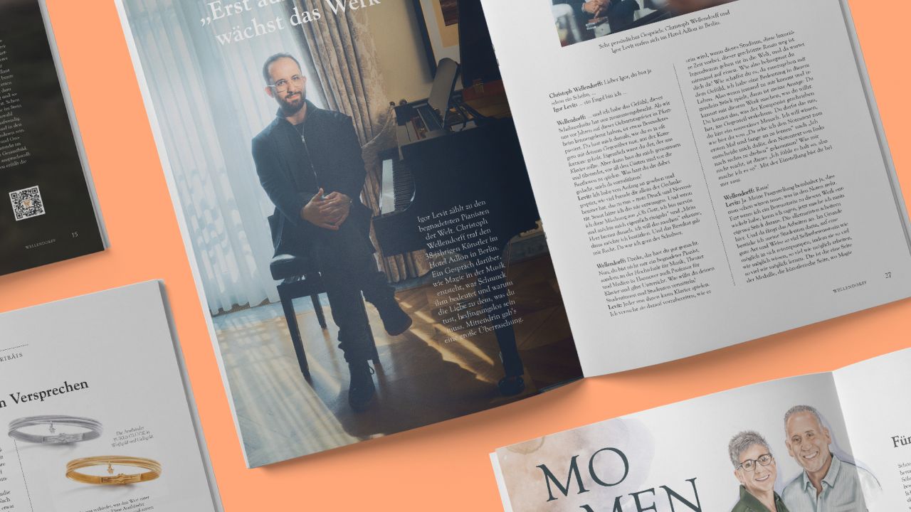 Double page spread in the Wellendorff Family Magazine 2025 featuring a full-page portrait of pianist Igor Levit and accompanying text. Double page spread in the Wellendorff Family Magazine 2025 featuring a full-page portrait of pianist Igor Levit and accompanying text.